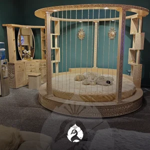 Round pillared bed set